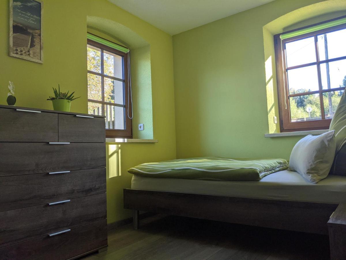 Ferienwohnung Aus-Zeit Auf Dem Lande Bad Gottleuba Exterior foto